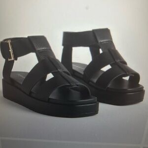 Torrid Black Textured Sandals